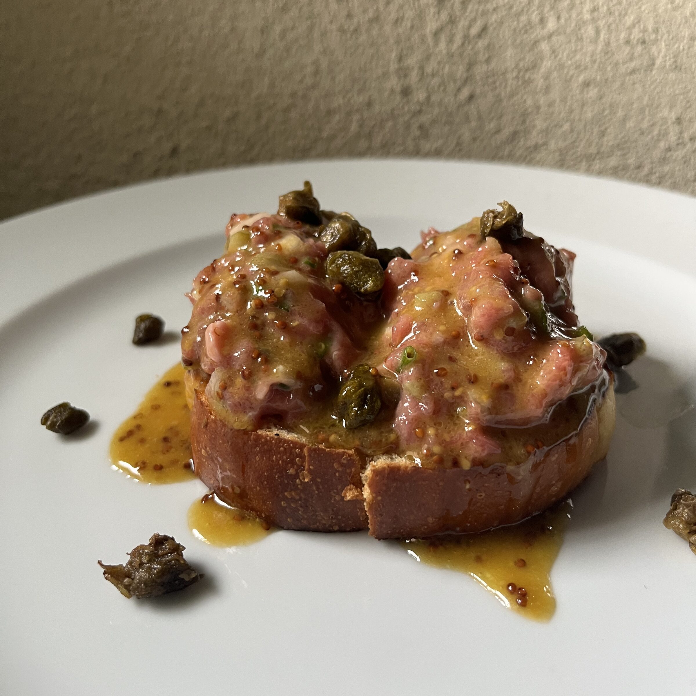Foal steak tartare with toasted brioche