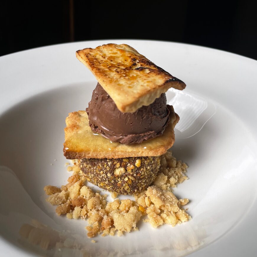 Bread with chocolate, olive oil and salt